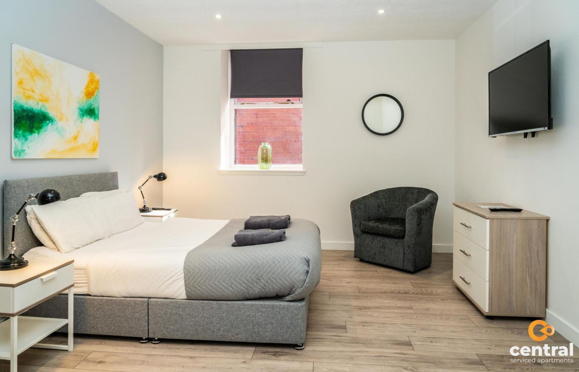 Central Serviced Apartments - 2 Bedroom - Walk Away From City Centre & Universities - Sleeps 4 - 1 X Double 2 X Single - Smart Tvs In All Rooms - Short Term Stays Welcome - Walk Away From Train & Bus Station - Preferred Location For Short Stay In Dun دندي المظهر الخارجي الصورة