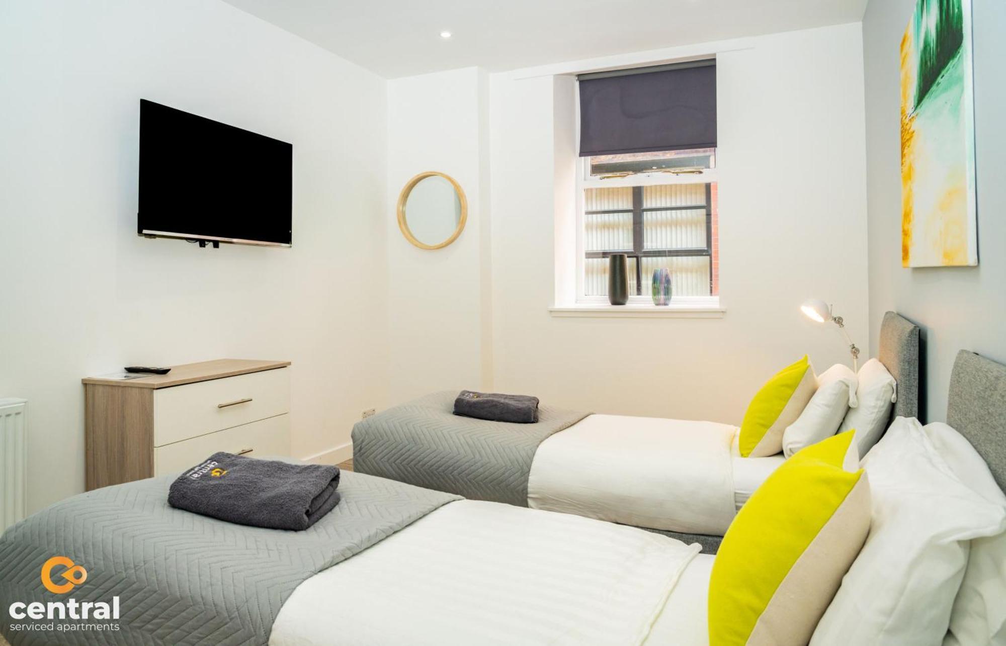 Central Serviced Apartments - 2 Bedroom - Walk Away From City Centre & Universities - Sleeps 4 - 1 X Double 2 X Single - Smart Tvs In All Rooms - Short Term Stays Welcome - Walk Away From Train & Bus Station - Preferred Location For Short Stay In Dun دندي المظهر الخارجي الصورة